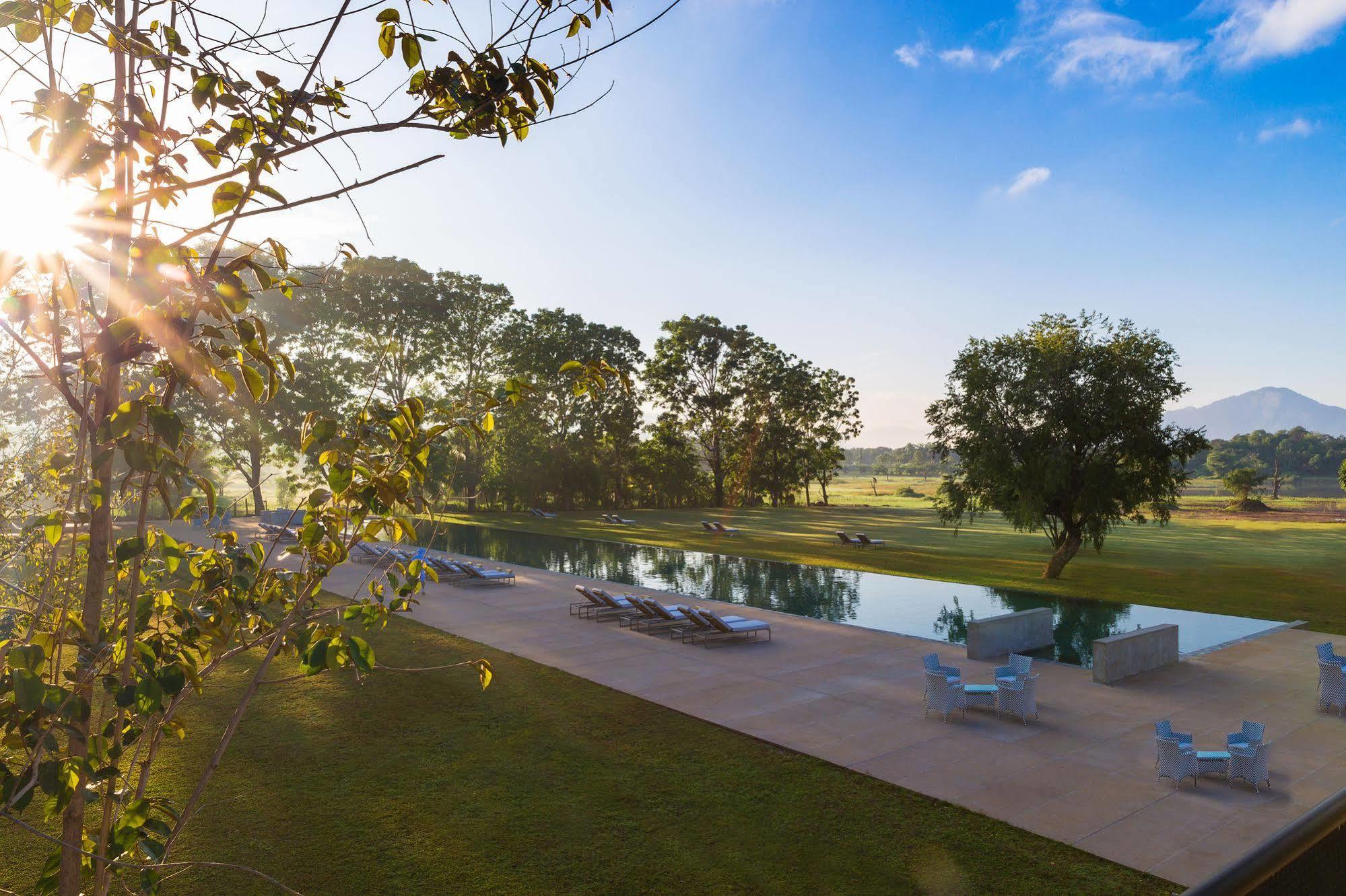 Jetwing Lake Dambulla Exterior foto